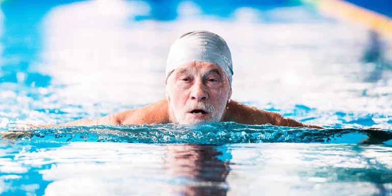 Breaststroke: How to avoid the most common mistakes - Helsana