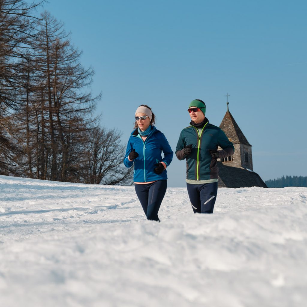 Joggen im Winter: Tipps für gesundes Laufen - Gesundheitszentrum KLEIS