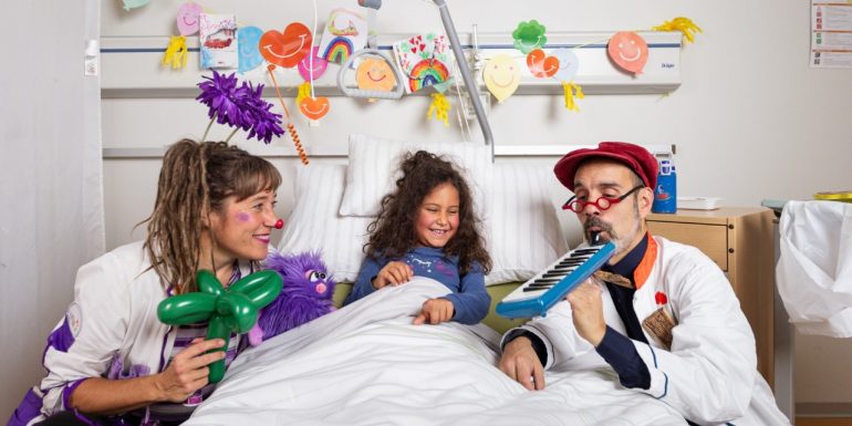 Schenken Sie ein Kinderlachen